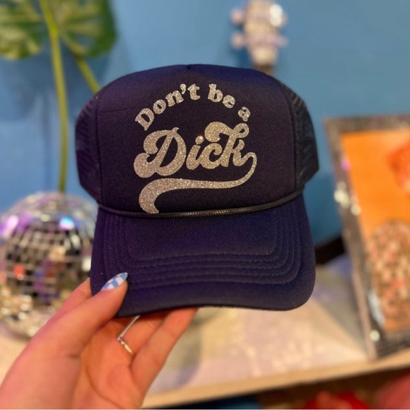 Don’t be a D Trucker Hat - Picture 1 of 1